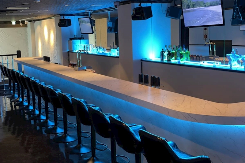 Girls Bar chill (チル)